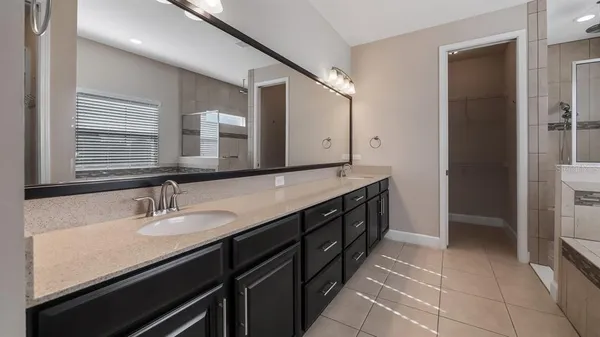 $475,000 | 476 Bellissimo Place, Howey-in-the-Hills, FL 34737