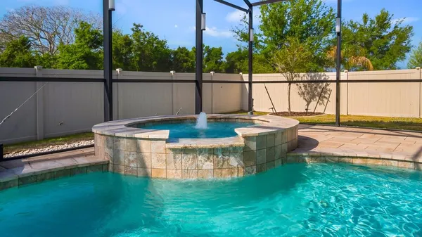 $475,000 | 476 Bellissimo Place, Howey-in-the-Hills, FL 34737