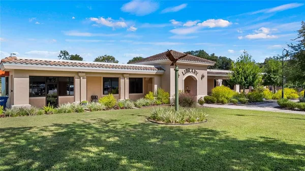 $475,000 | 476 Bellissimo Place, Howey-in-the-Hills, FL 34737