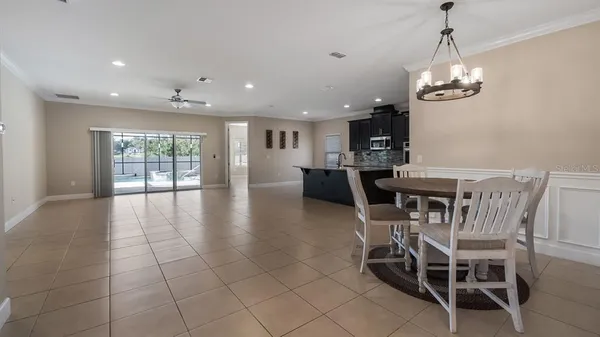 $475,000 | 476 Bellissimo Place, Howey-in-the-Hills, FL 34737