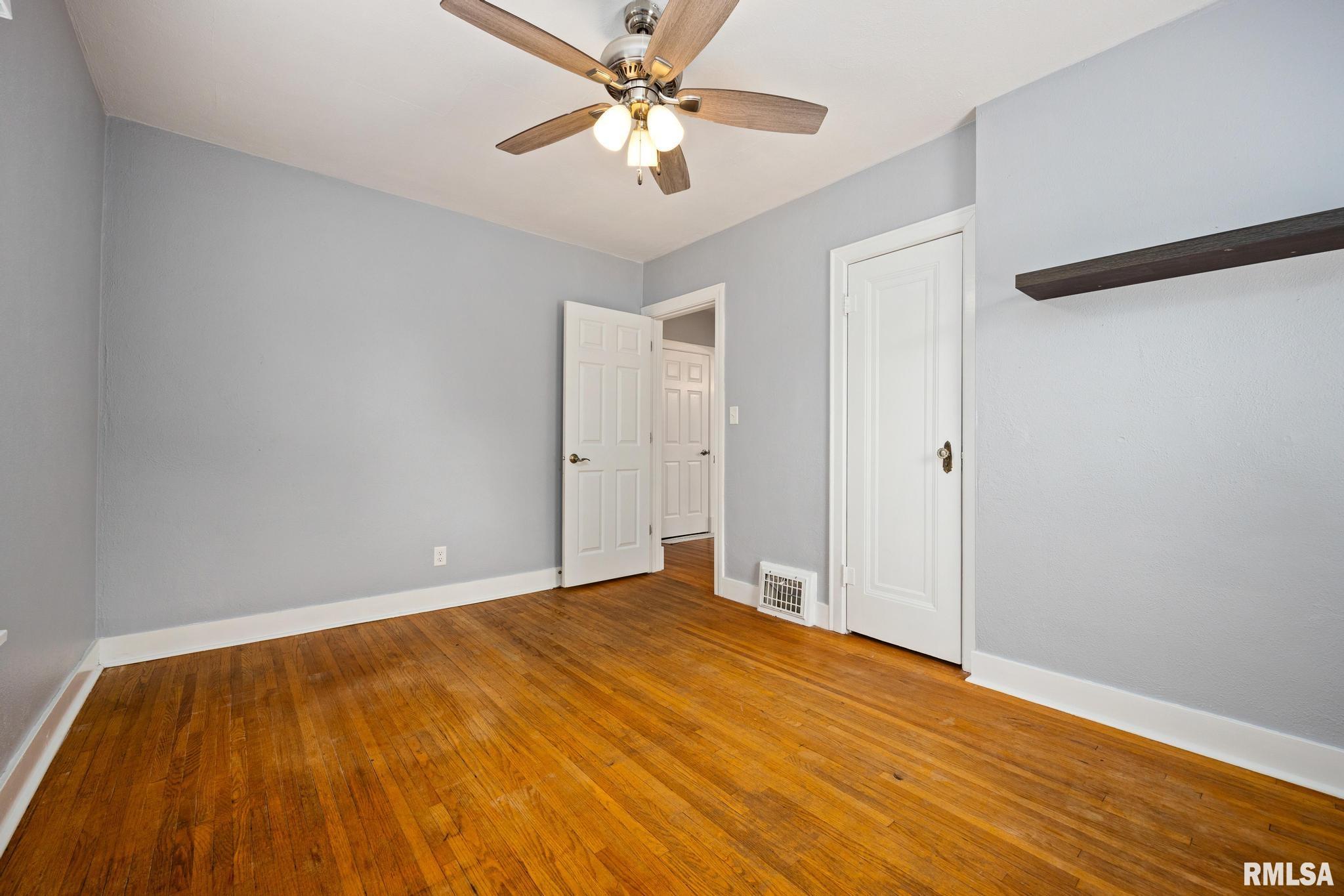 1323 West Circle Road Peoria, IL 61604 - Photo 21 of 43