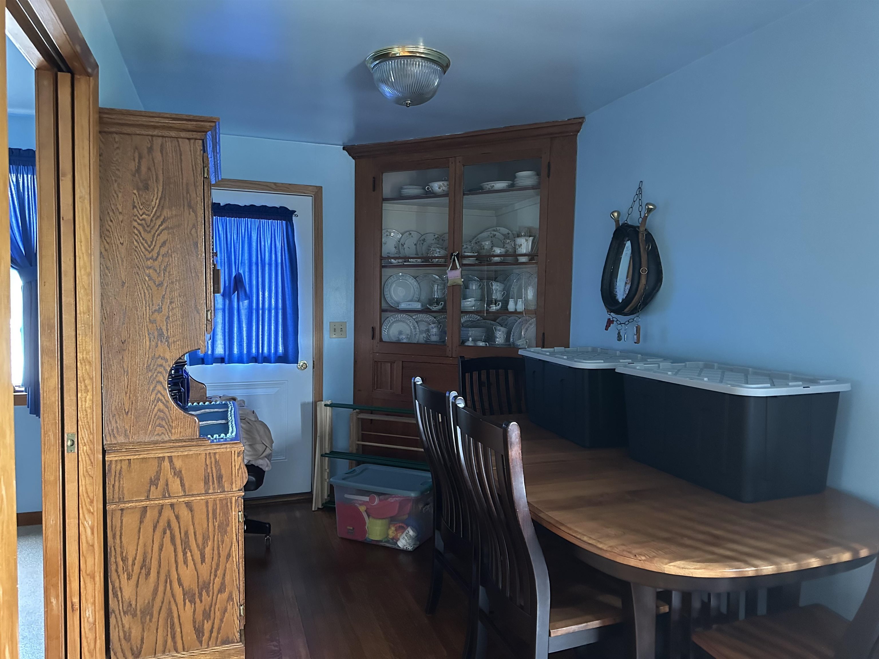 9896 Lincoln Road Morrison, IL 61270 - Photo 29 of 38 a view of a dining room with furniture