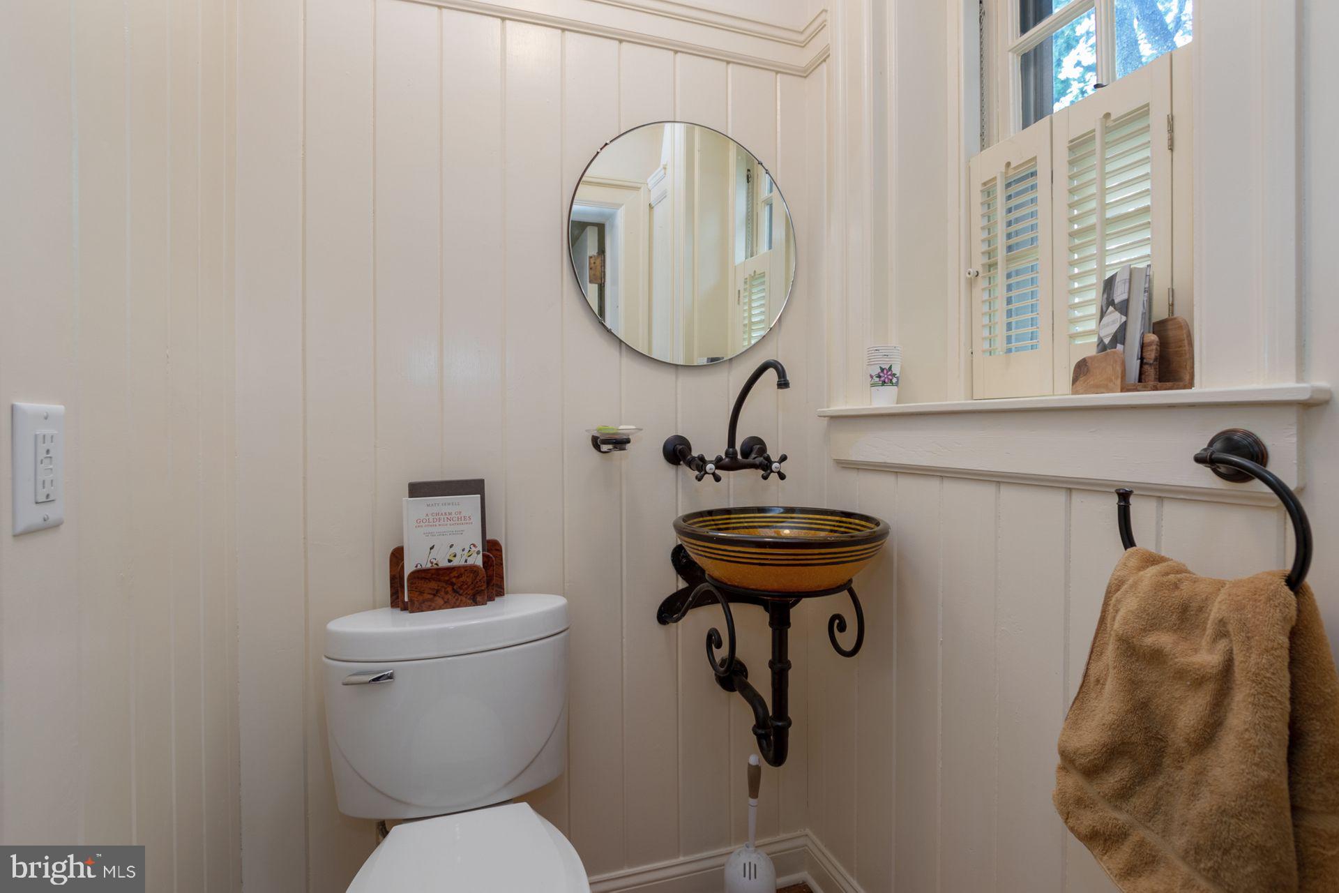 115 Roumfort Road, Unit 1 Philadelphia, PA 19119 - Photo 11 of 39