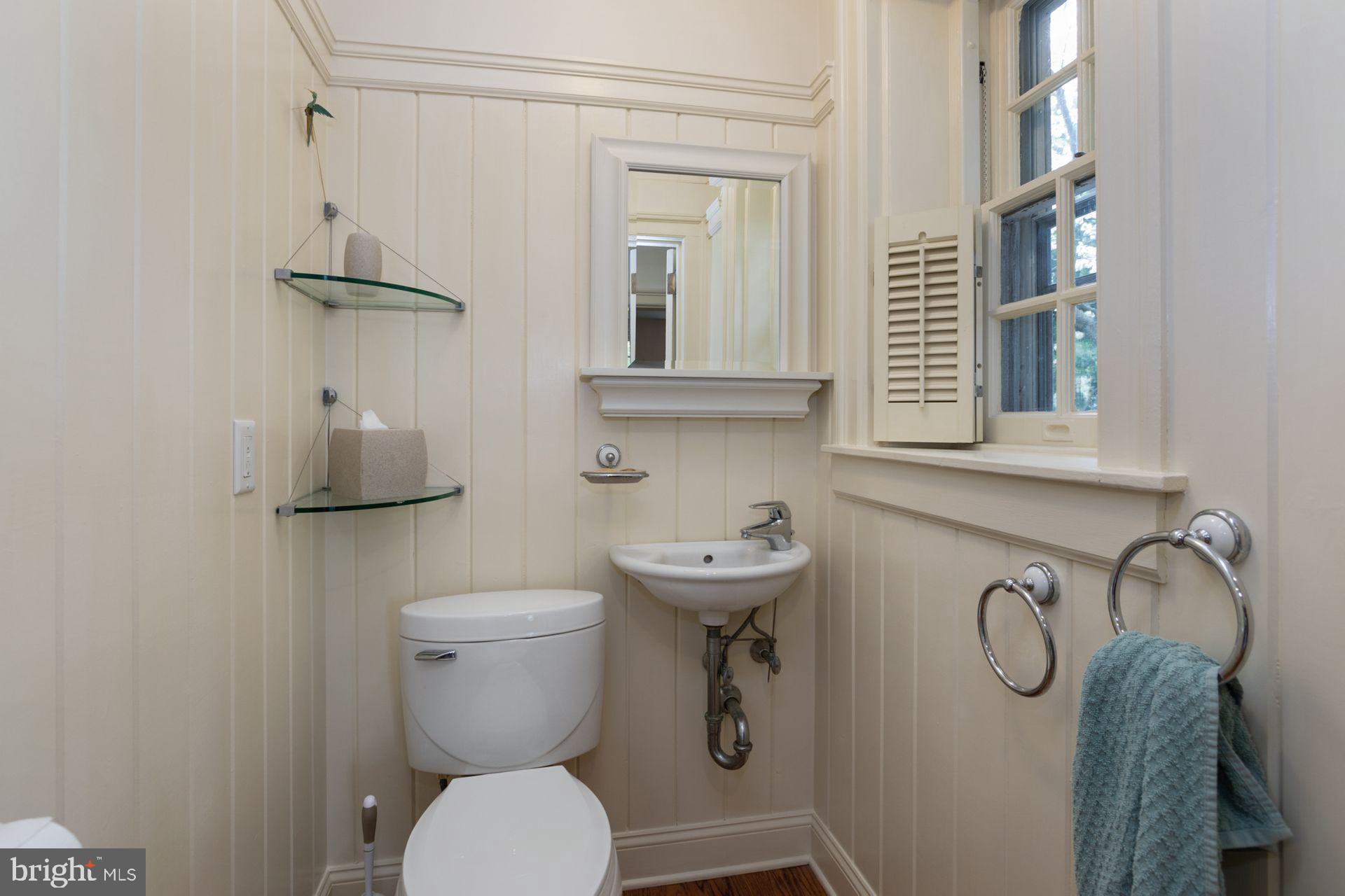 115 Roumfort Road, Unit 1 Philadelphia, PA 19119 - Photo 21 of 39