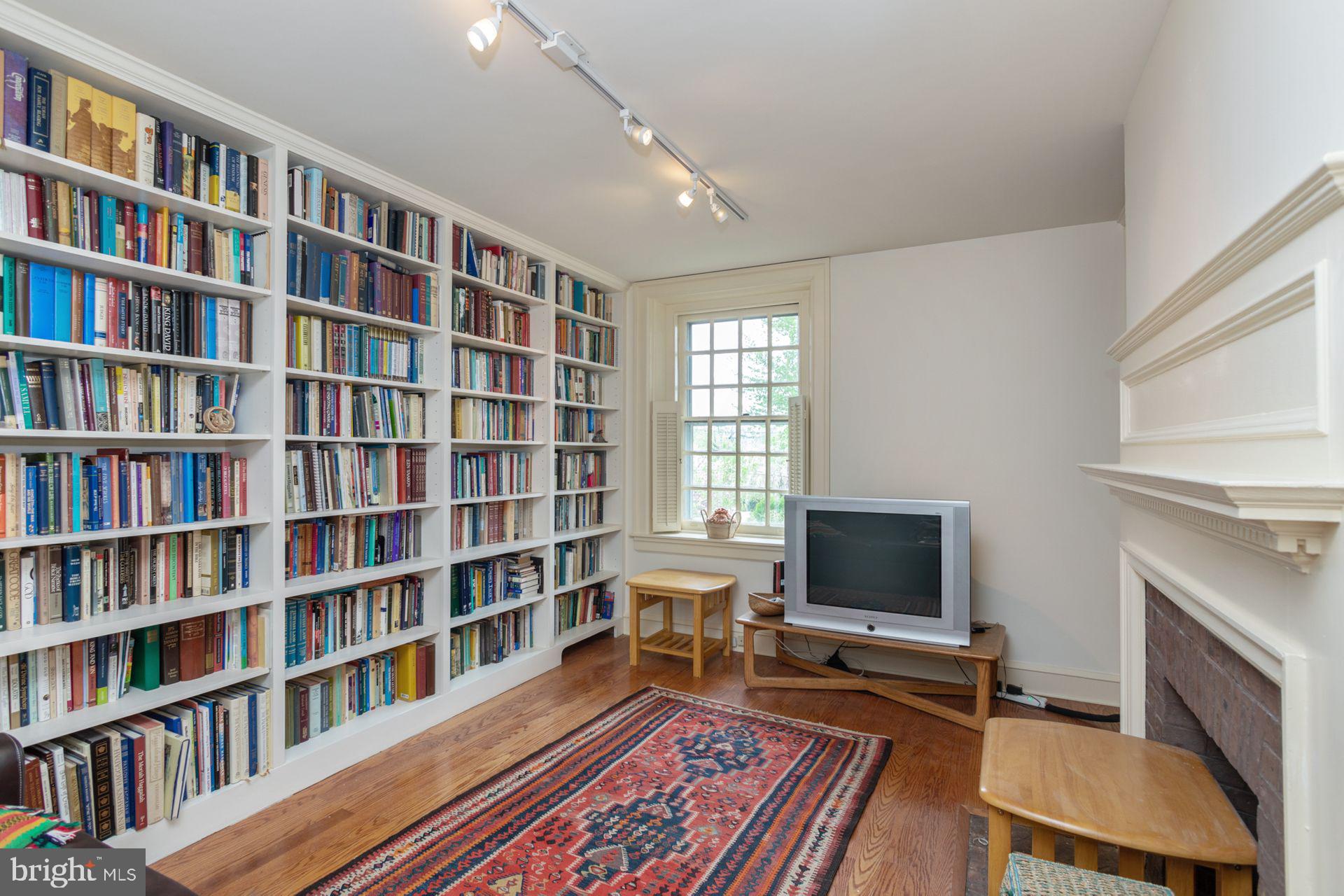 115 Roumfort Road, Unit 1 Philadelphia, PA 19119 - Photo 33 of 39