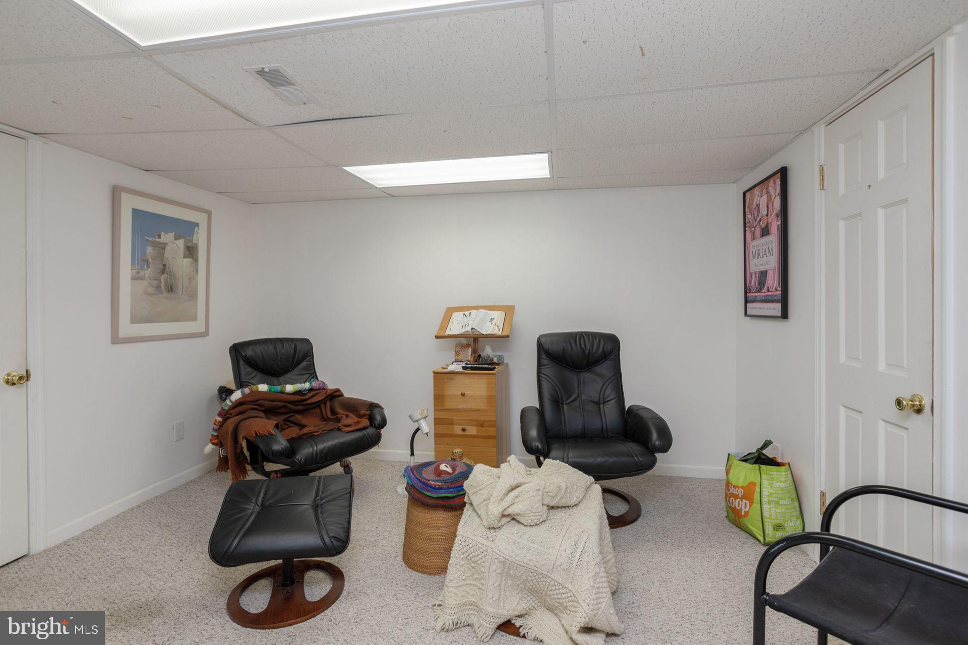 115 Roumfort Road, Unit 1 Philadelphia, PA 19119 - Photo 35 of 39