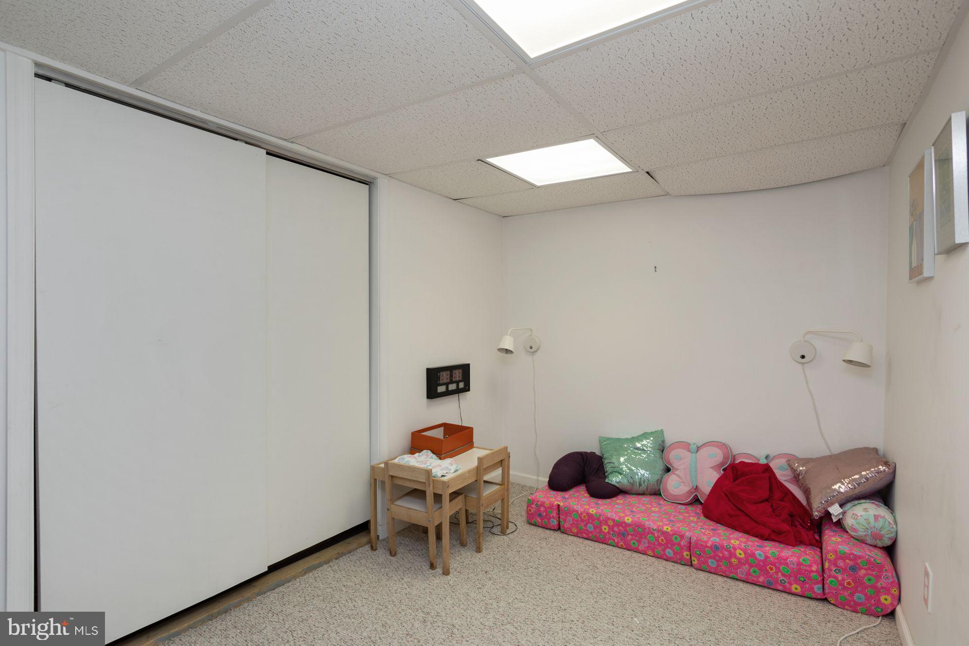 115 Roumfort Road, Unit 1 Philadelphia, PA 19119 - Photo 37 of 39