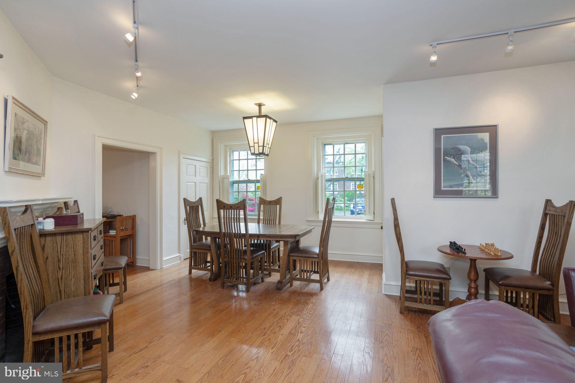 115 Roumfort Road, Unit 1 Philadelphia, PA 19119 - Photo 9 of 39