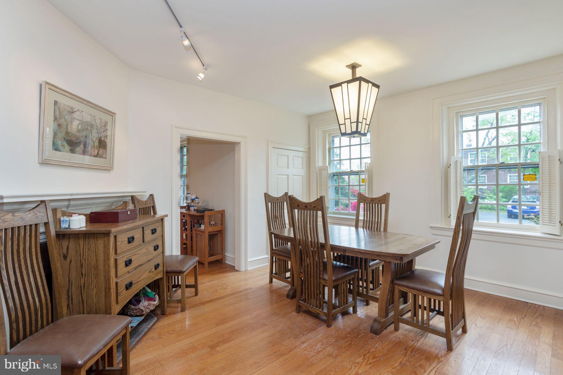 115 Roumfort Road, Unit 1 Philadelphia, PA 19119 - Photo 10 of 39