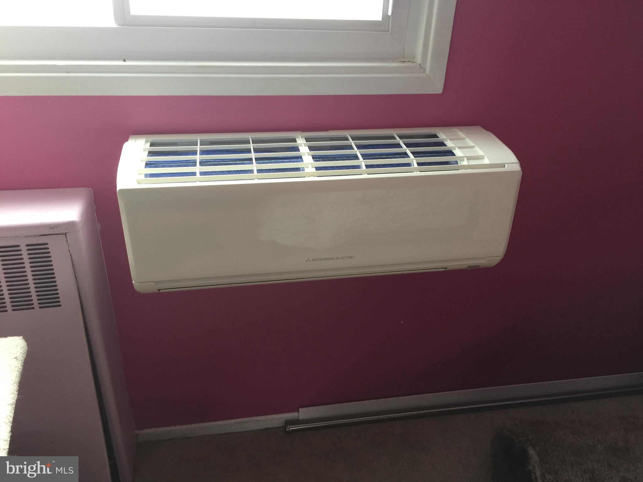 15 Queens Bridge Road Levittown, PA 19057 - Photo 22 of 34 Bedroom 3, Ductless Split Heat Pump, A/C