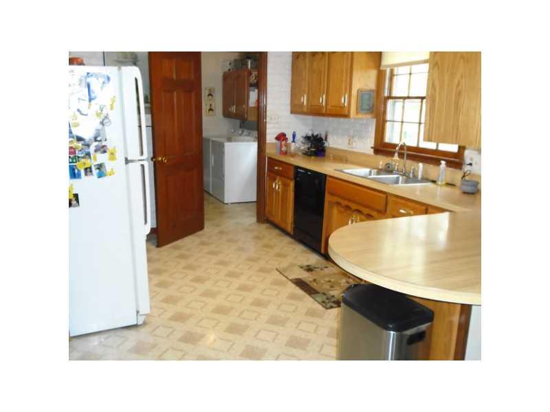 623 Griffin Road Indianapolis, IN 46227 - Photo 7 of 14 Gallery Image 7