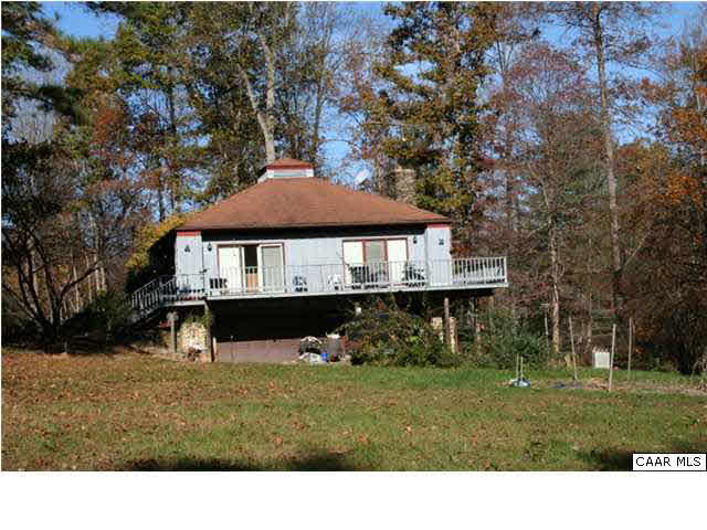 1233 Jacks Shop Road Rochelle, VA 22738 - Photo 4 of 30 a house view with a garden space