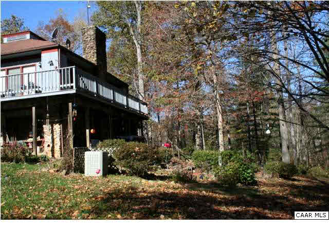 1233 Jacks Shop Road Rochelle, VA 22738 - Photo 5 of 30 a view of a house front of house