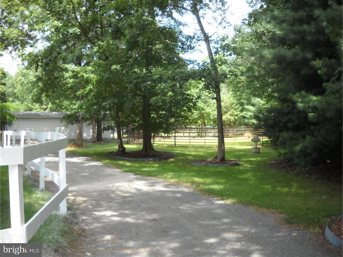 182 Long Swamp Road New Egypt, NJ 08533 - Photo 4 of 25