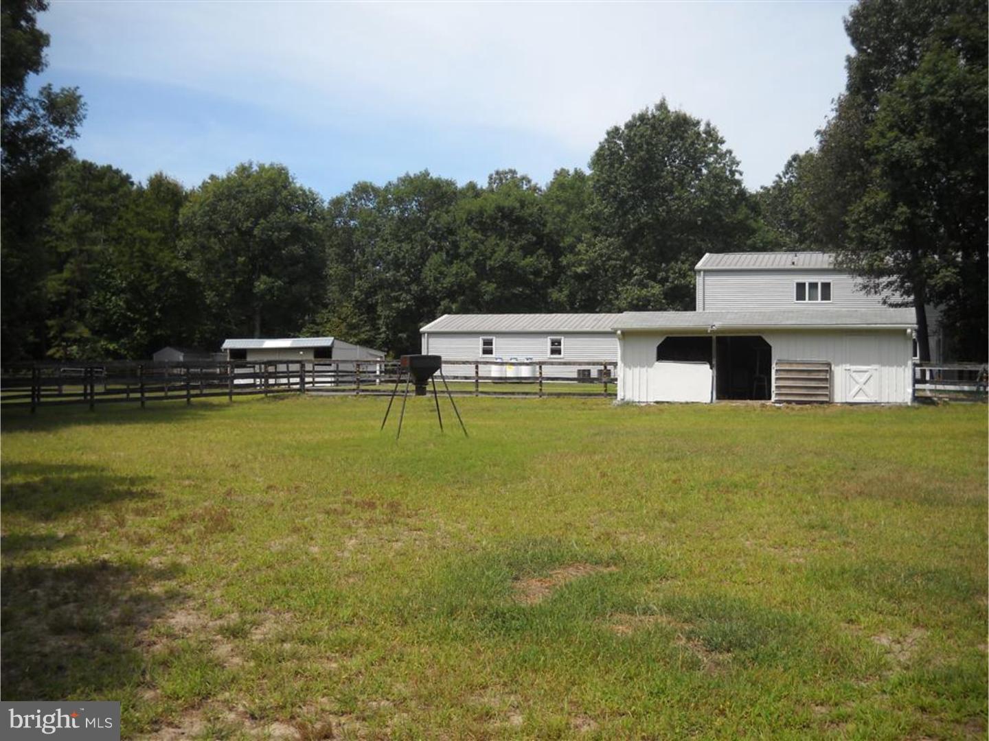 182 Long Swamp Road New Egypt, NJ 08533 - Photo 6 of 25