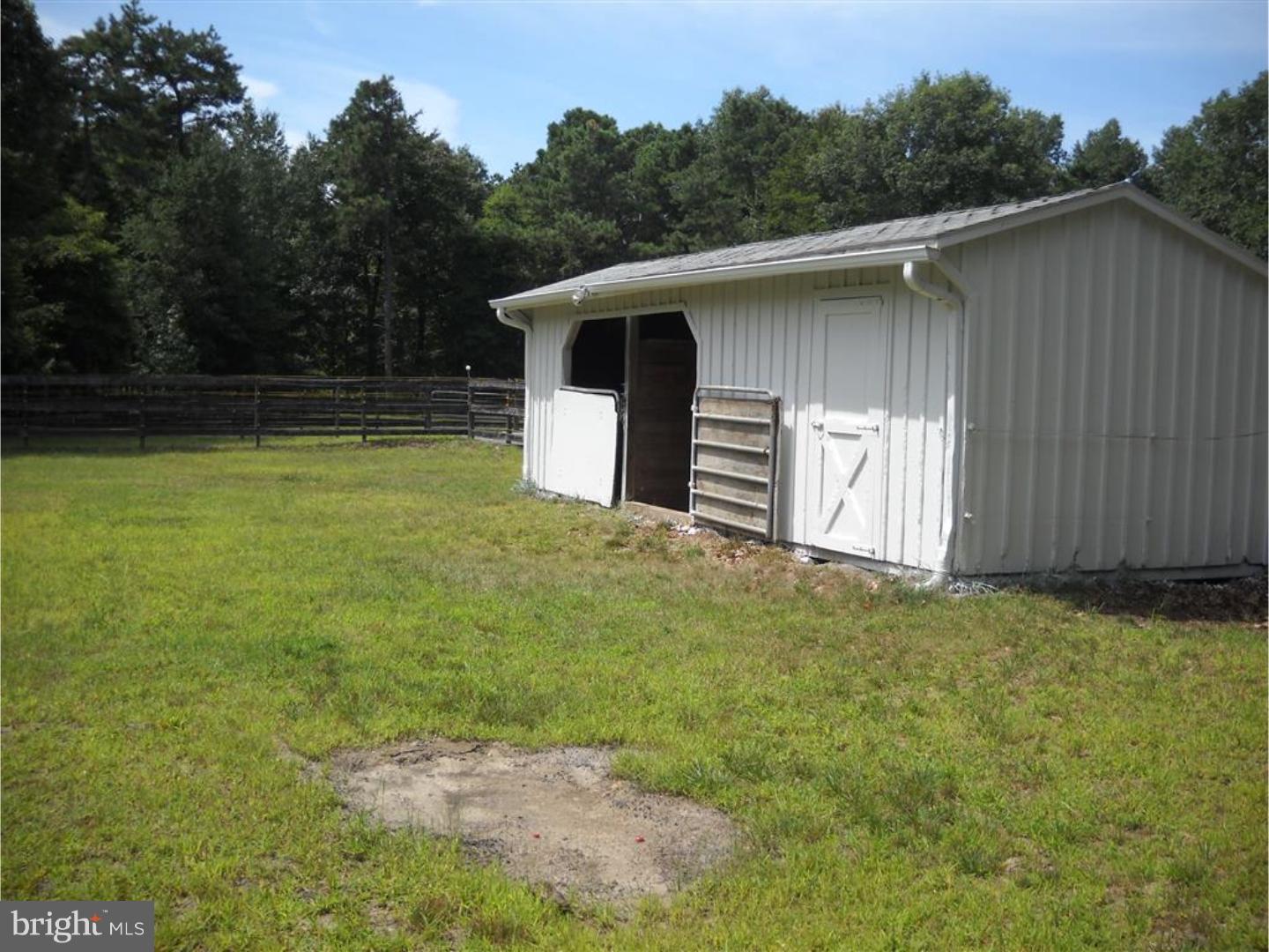 182 Long Swamp Road New Egypt, NJ 08533 - Photo 9 of 25