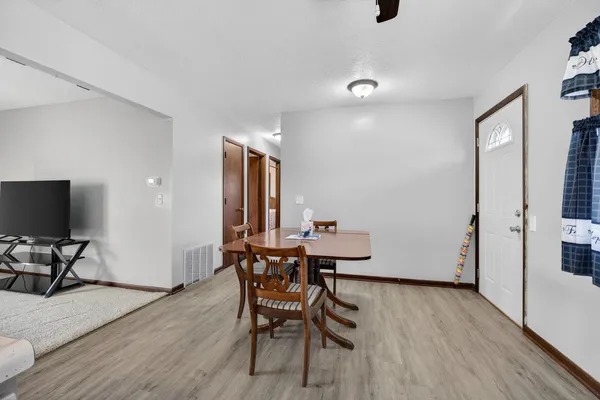 $225,000 | 609 West Le Claire Road, Eldridge, IA 52748