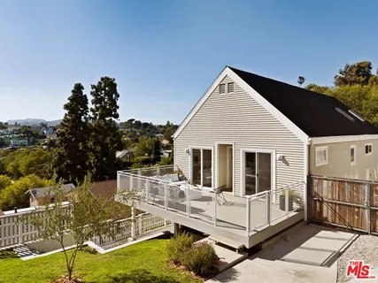 $1,549,000 | 2112 Duane Street, Los Angeles, CA 90039
