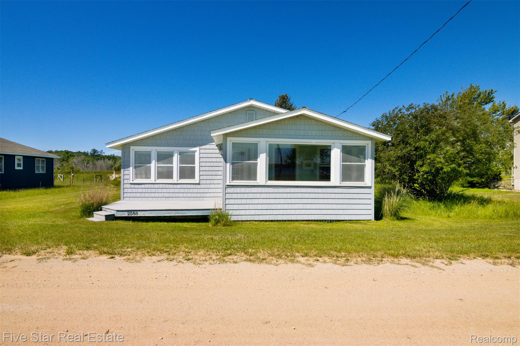 2588 Lakeview Road Onekama, MI 49675 - Photo 3 of 32 5-Scene-2.jpg