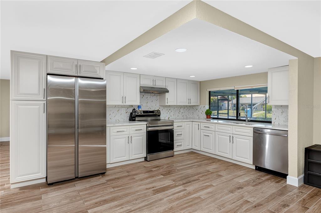 9903 San Mateo Way Port Richey, FL 34668 - Photo 13 of 54
