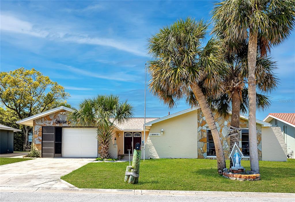 9903 San Mateo Way Port Richey, FL 34668 - Photo 2 of 54