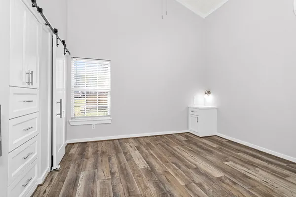 $1,500 | 12922 Longstreet Road, Unit 711, Willis, TX 77318