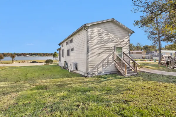 $1,500 | 12922 Longstreet Road, Unit 711, Willis, TX 77318
