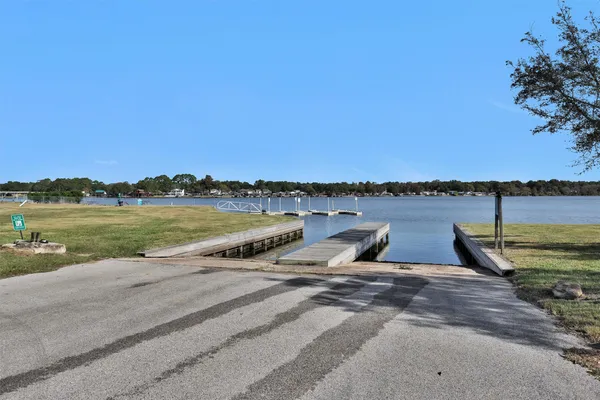 $1,500 | 12922 Longstreet Road, Unit 711, Willis, TX 77318