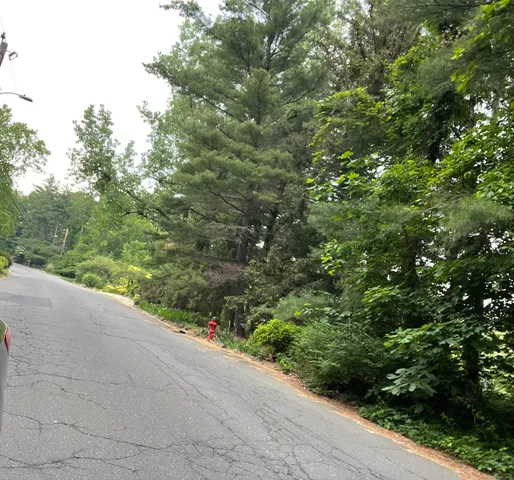 $315,000 | 16 Morningcrest Drive, West Hartford, CT 06117