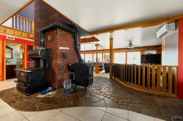 $389,900 | 6895 Hughes Road East, Marshall, NY 13328