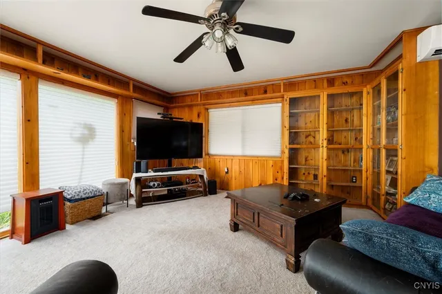 $389,900 | 6895 Hughes Road East, Marshall, NY 13328