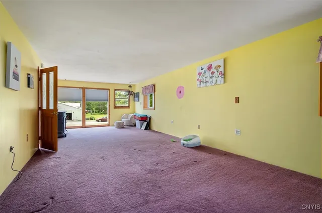 $389,900 | 6895 Hughes Road East, Marshall, NY 13328