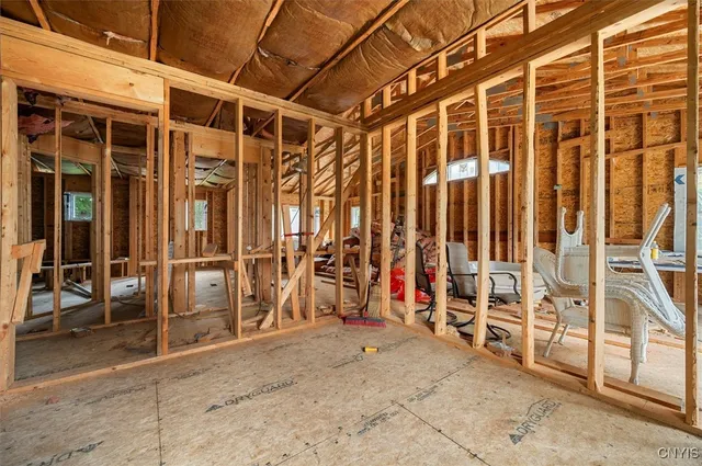 $389,900 | 6895 Hughes Road East, Marshall, NY 13328