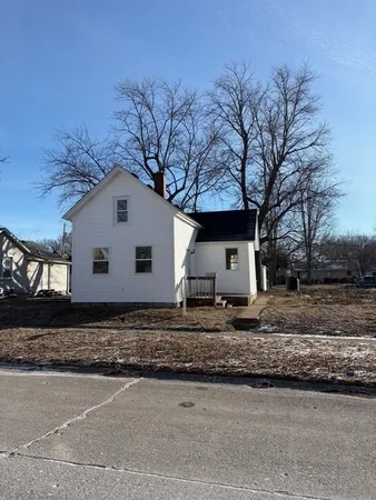 $80,000 | 819 5th Street, Rock Island, IL 61201