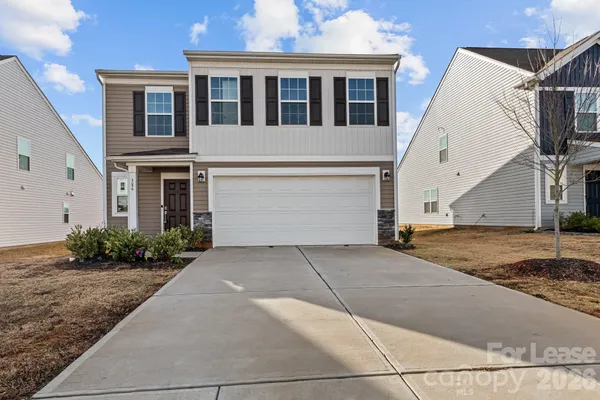 $2,300 | 386 Hollingswood Drive, Statesville, NC 28625