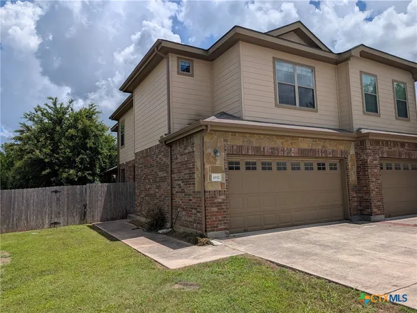 $1,395 | 1032 Brown Rock Drive, New Braunfels, TX 78130