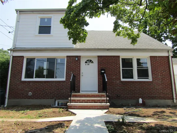 $849,999 | 258 Brown Avenue, Hempstead, NY 11550
