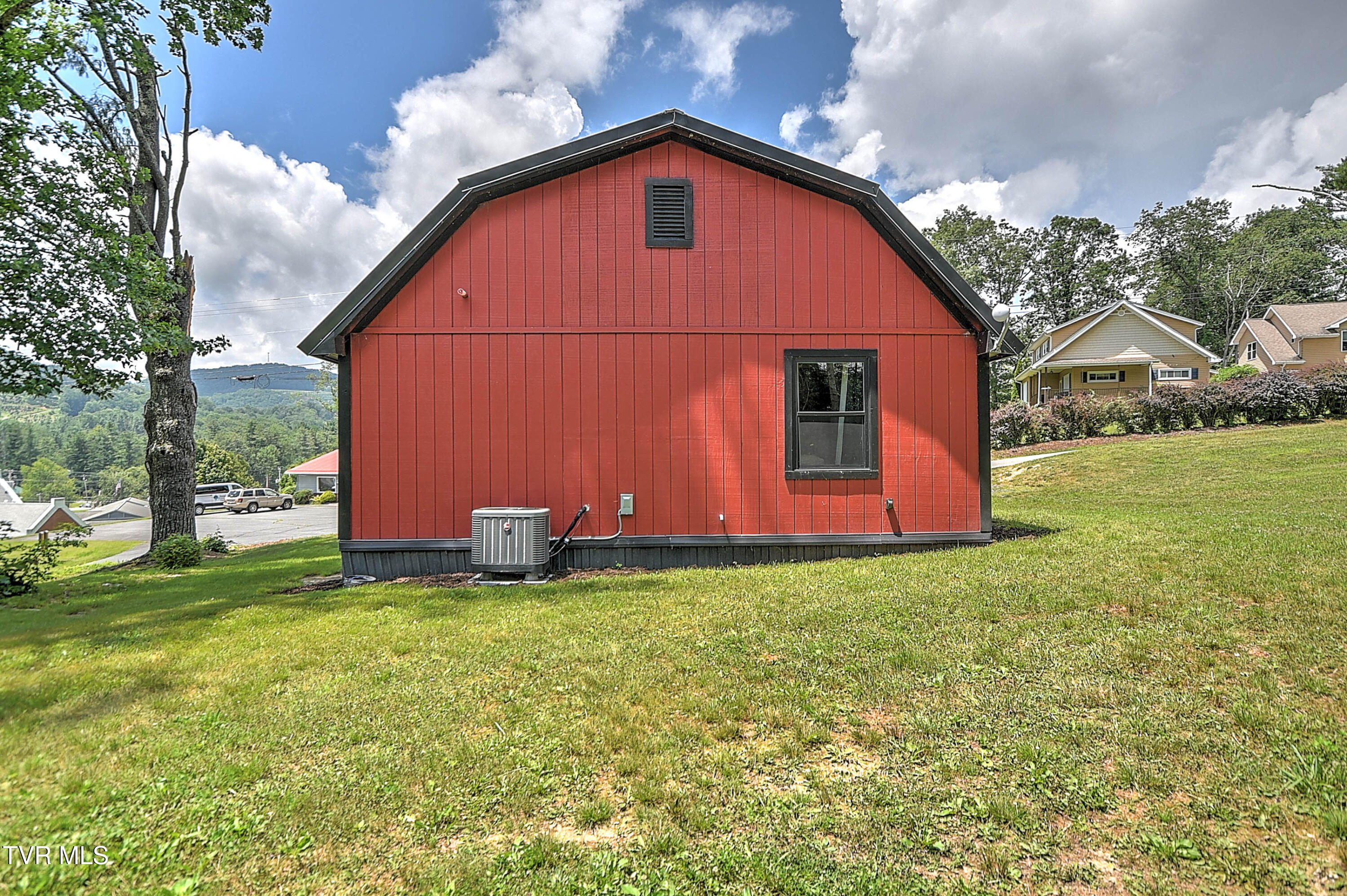 468 Sokassa Road Newland, NC 28657 - Photo 28 of 55 390 Sokassa #2 TN-34