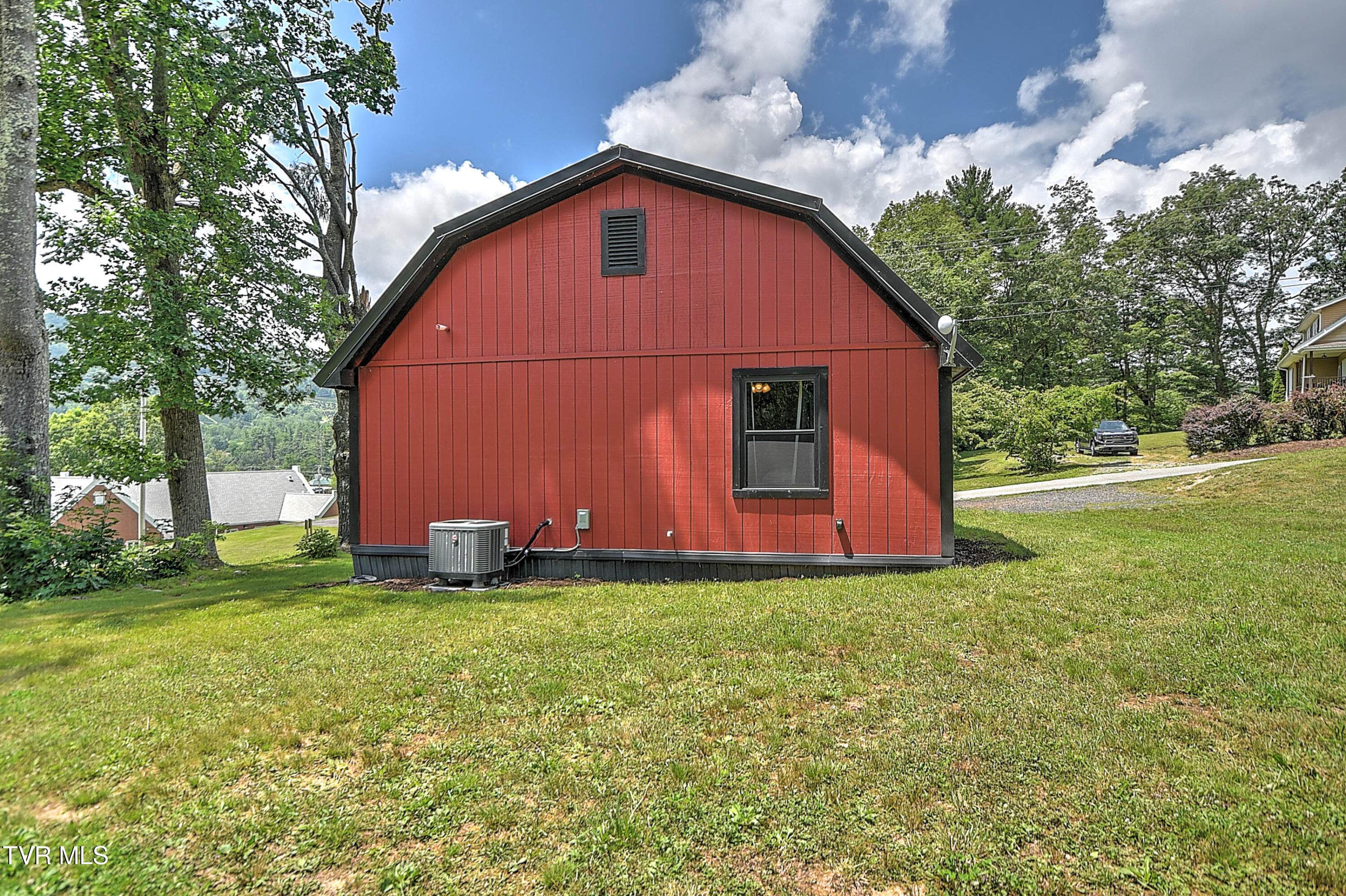468 Sokassa Road Newland, NC 28657 - Photo 29 of 55 390 Sokassa #2 TN-35