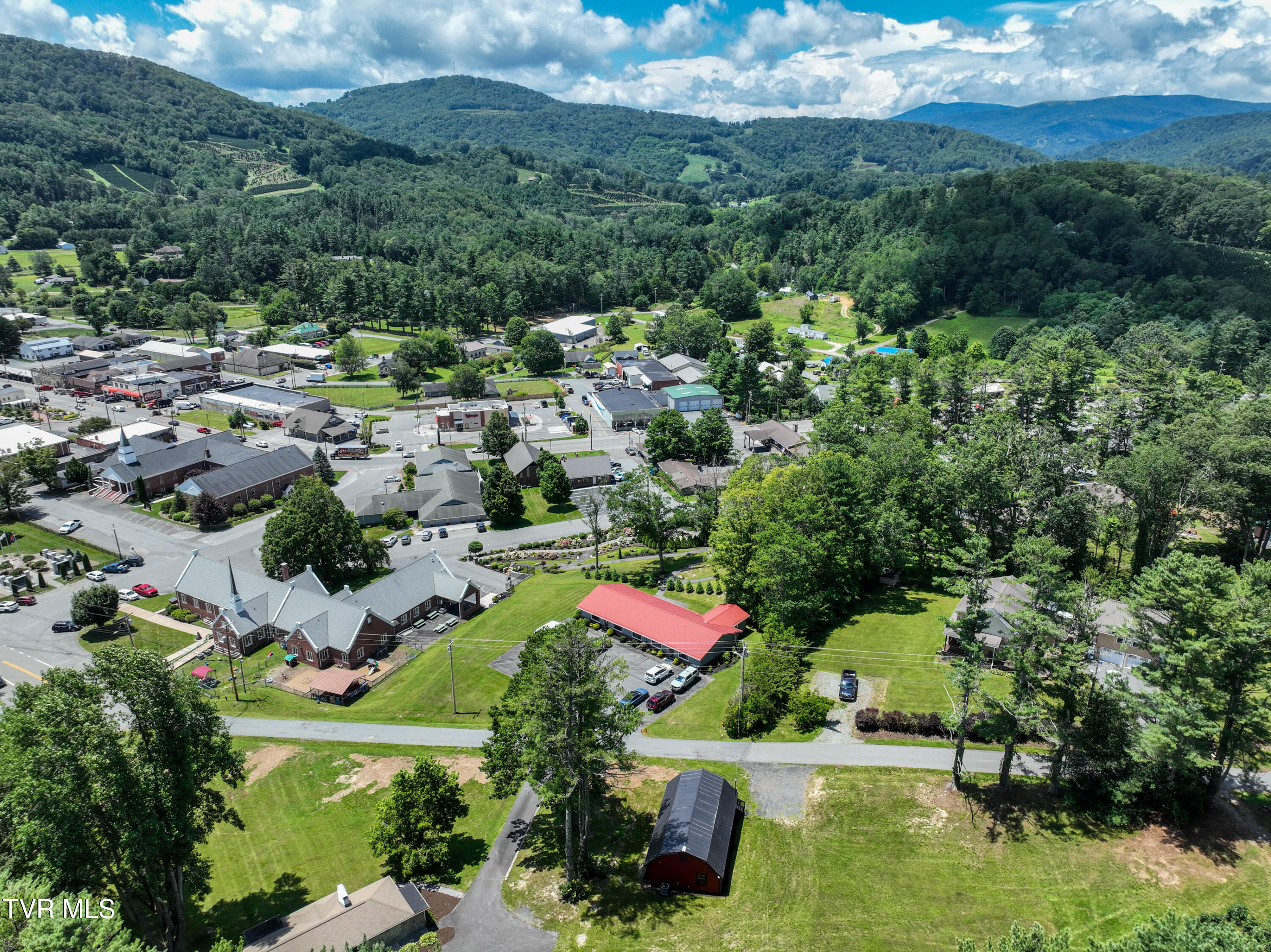 468 Sokassa Road Newland, NC 28657 - Photo 37 of 55 390 Sokassa Drone NICKENS-14