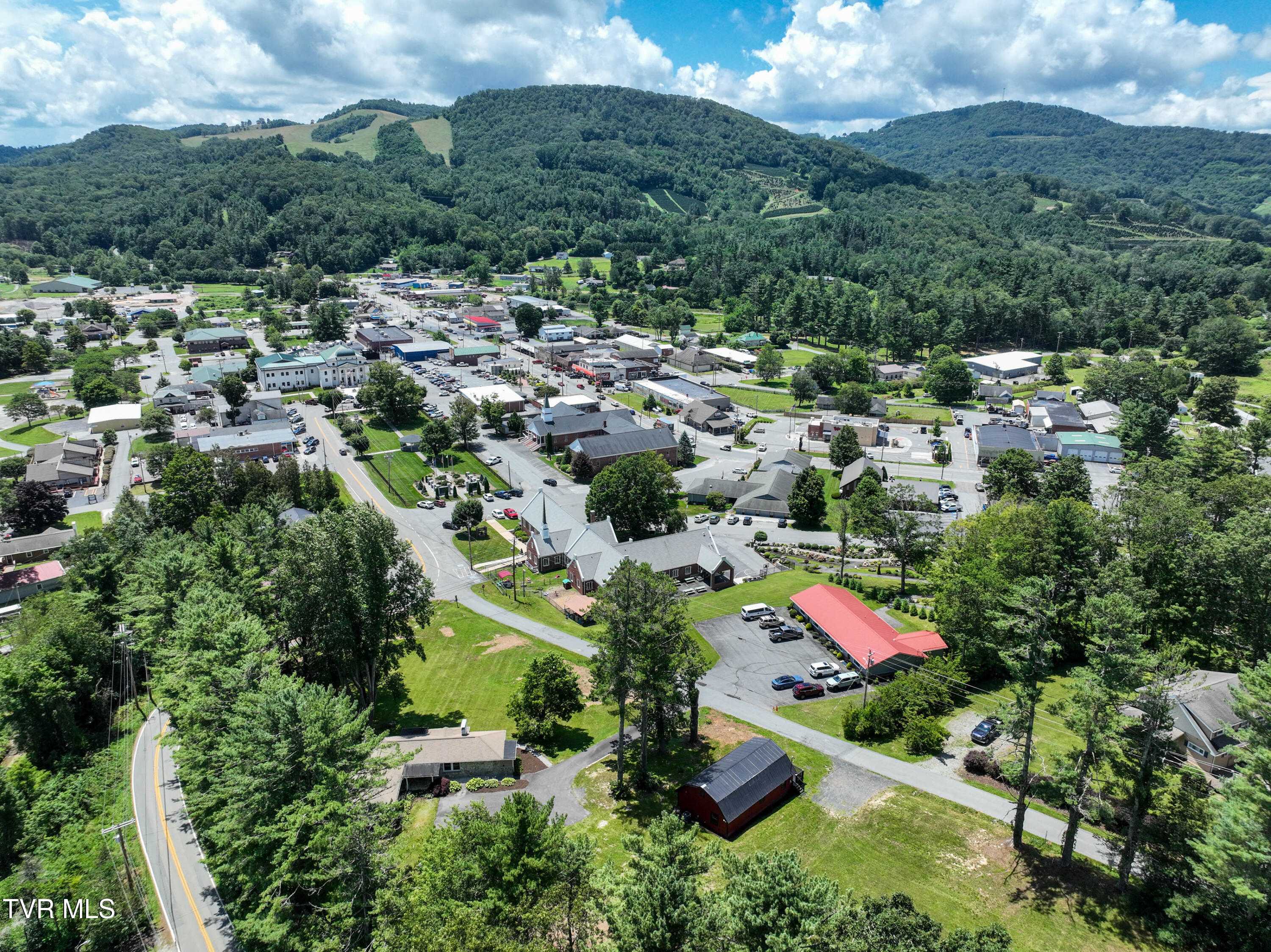 468 Sokassa Road Newland, NC 28657 - Photo 38 of 55 390 Sokassa Drone NICKENS-15