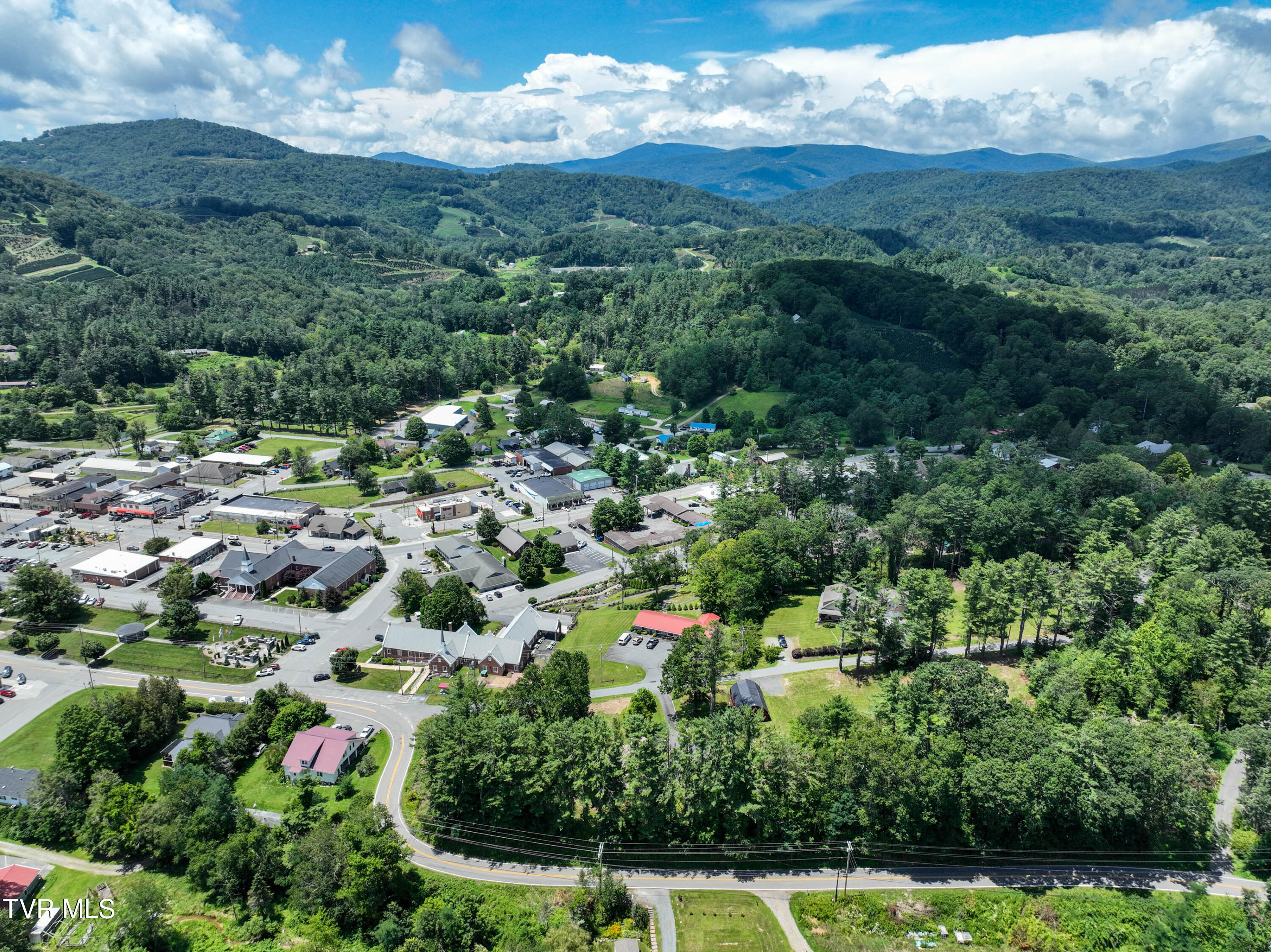 468 Sokassa Road Newland, NC 28657 - Photo 47 of 55 390 Sokassa Drone NICKENS-24