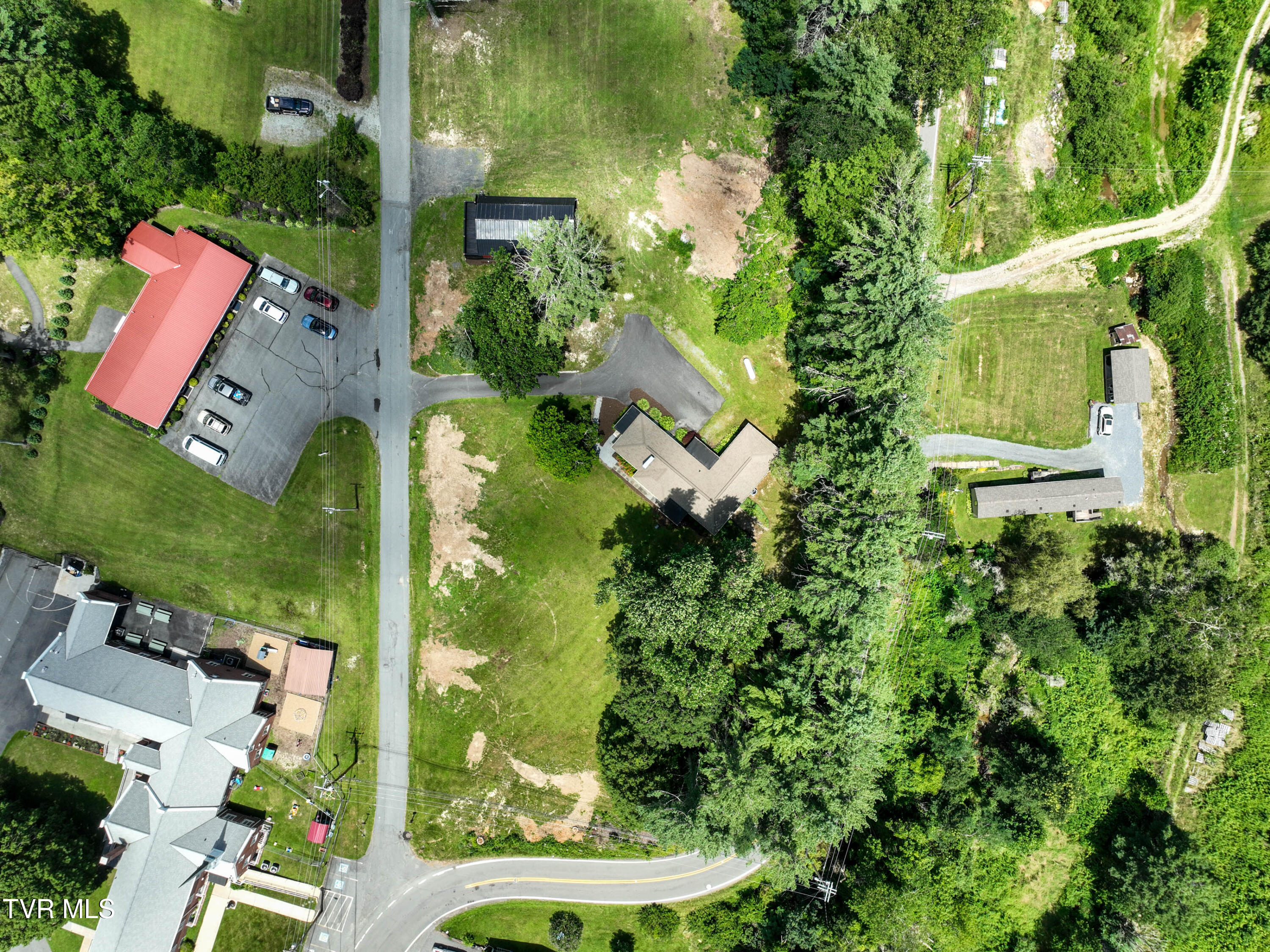 468 Sokassa Road Newland, NC 28657 - Photo 49 of 55 390 Sokassa Drone NICKENS-27