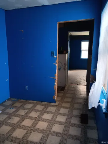 $61,750 | 321 North Chicago Avenue, Brazil, IN 47834