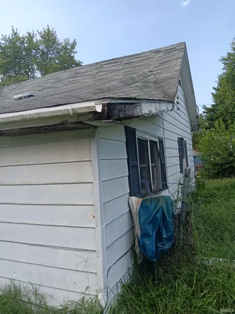 $61,249 | 321 North Chicago Avenue, Brazil, IN 47834