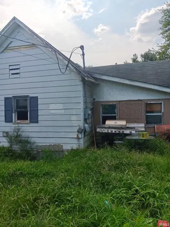 $61,249 | 321 North Chicago Avenue, Brazil, IN 47834