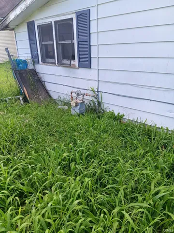 $61,750 | 321 North Chicago Avenue, Brazil, IN 47834