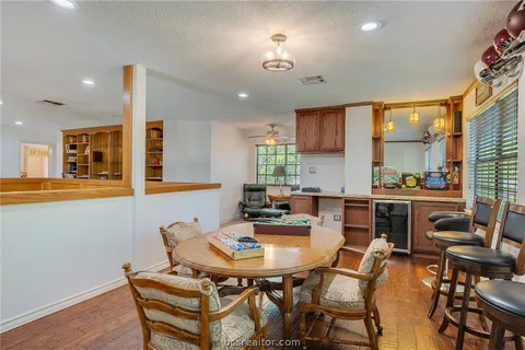 $400,000 | 2301 Barak Lane, Bryan, TX 77802
