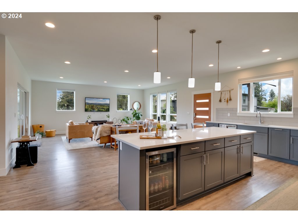 1036 Multnomah Road Hood River, OR 97031 - Photo 14 of 48 Gallery Image 14