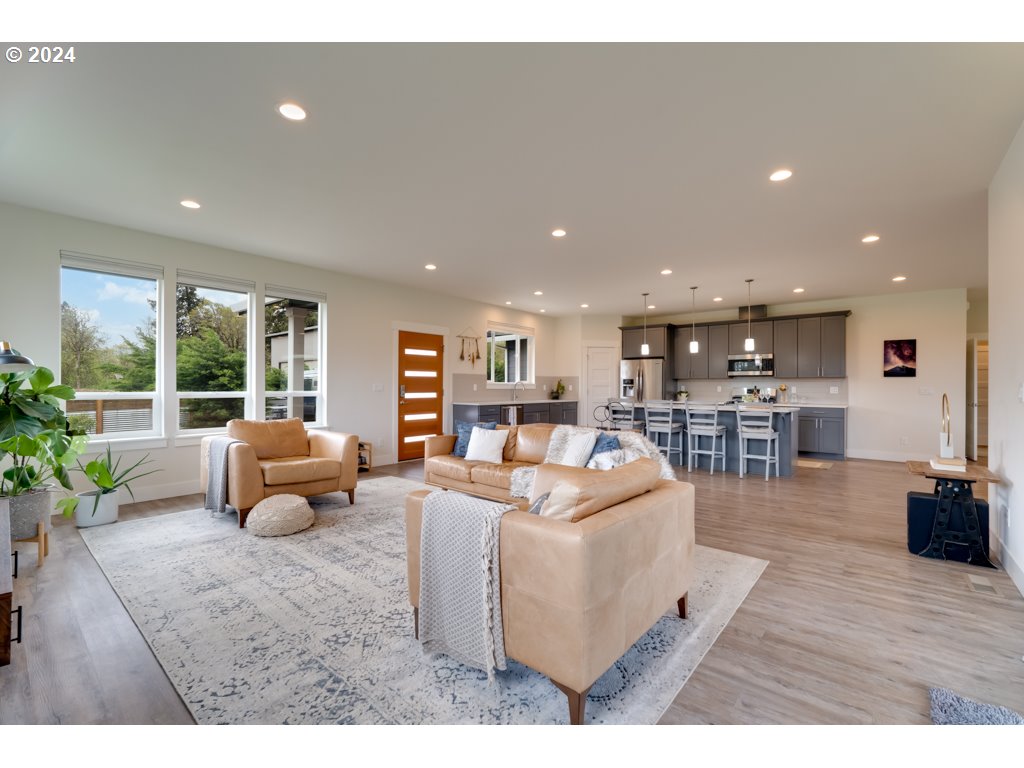 1036 Multnomah Road Hood River, OR 97031 - Photo 22 of 48 Gallery Image 22